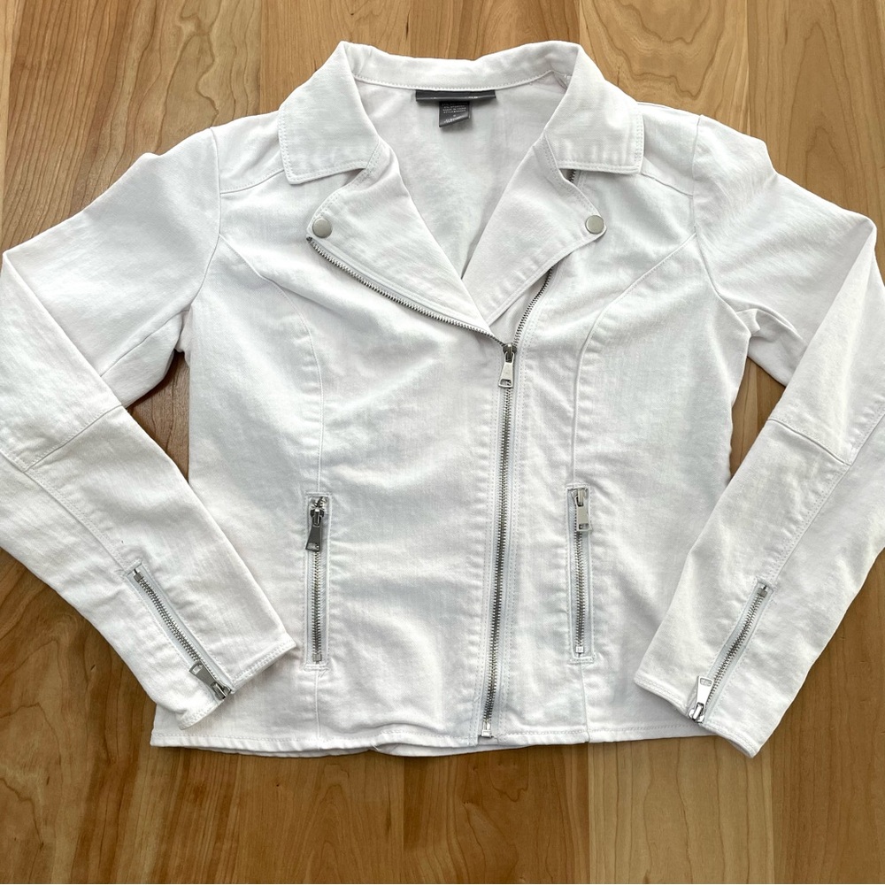 Kate & Mallory Edgy White Moto Jean Jacket with Asymmetrical Front Zipper S